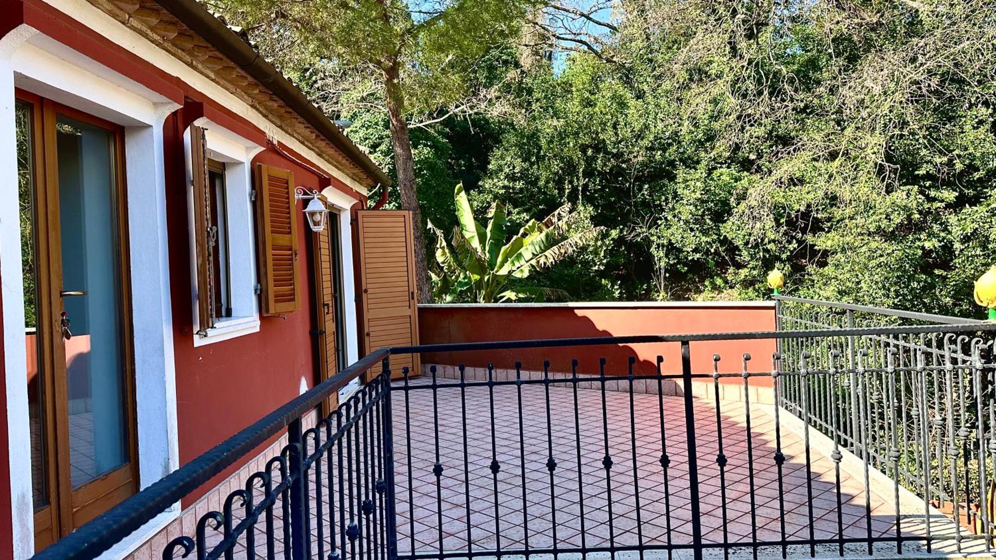S333 - Sirolo, Trilocale Con Terrazzo E Posto Auto Apartment Exterior photo